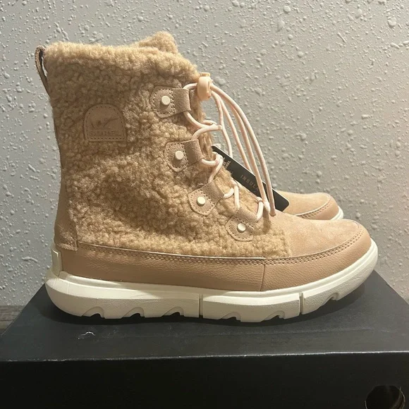 Sorel Explorer boots, youth size 7, womens size 8/8.5 - Picture 1 of 6